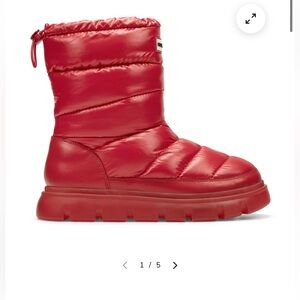 New Hunter red boots 7.5